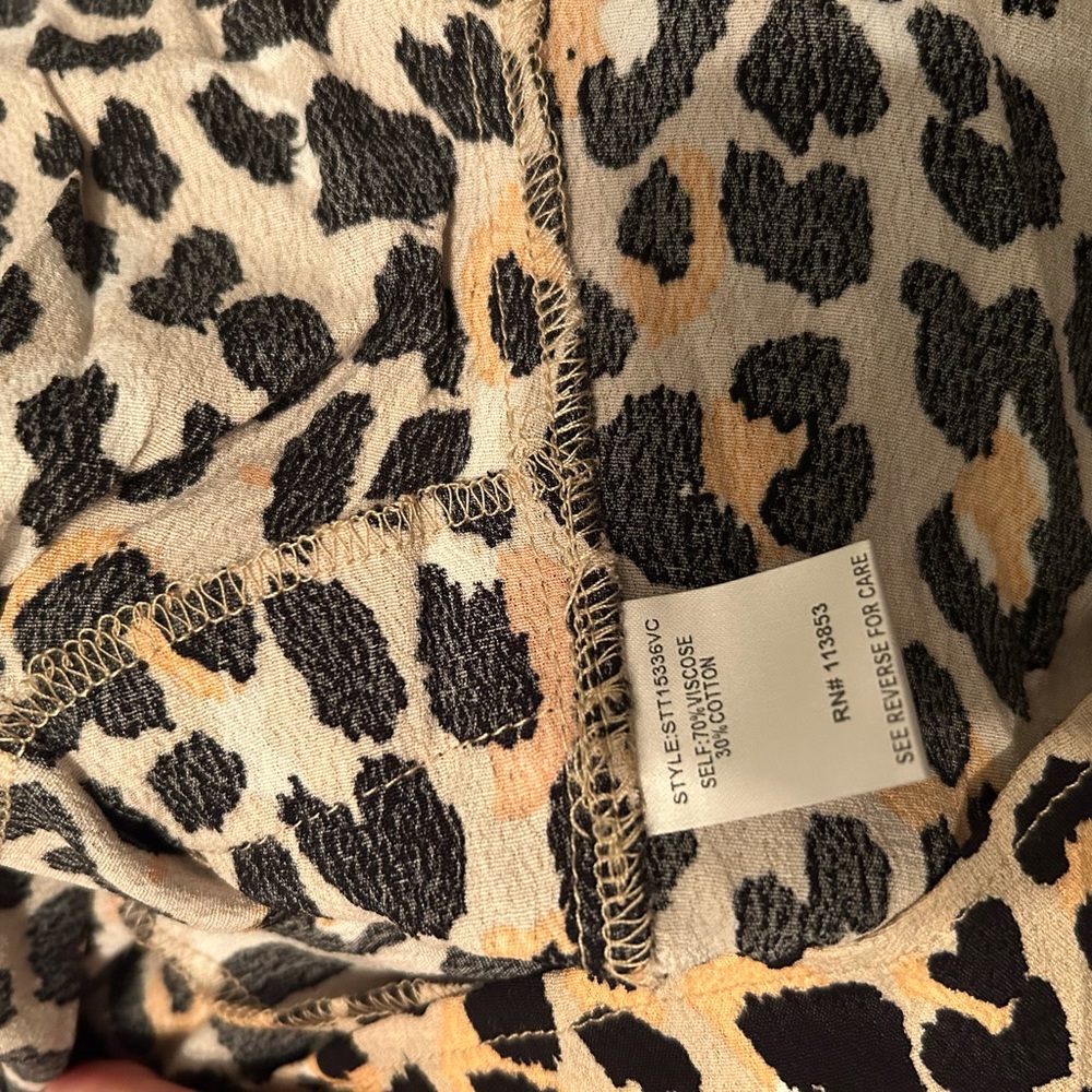 NWT Sugar+Lips kimono sleeve faux wrap leopard print blouse size XS - Picture 3 of 7
